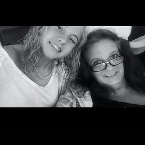 Meet your Posher, Regina